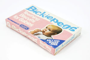 Bickiepegs Packshot C 1970/80s